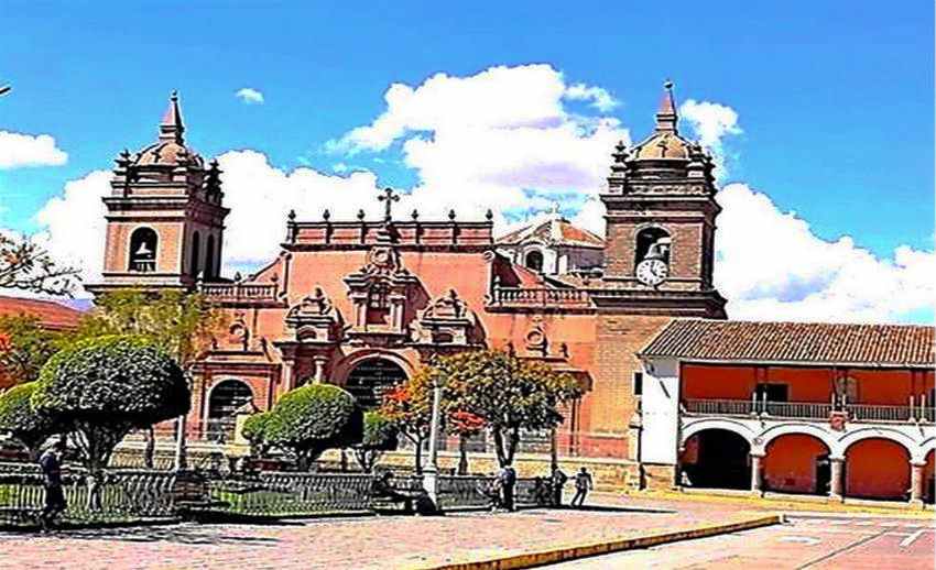 1 templo católico de Ayacucho