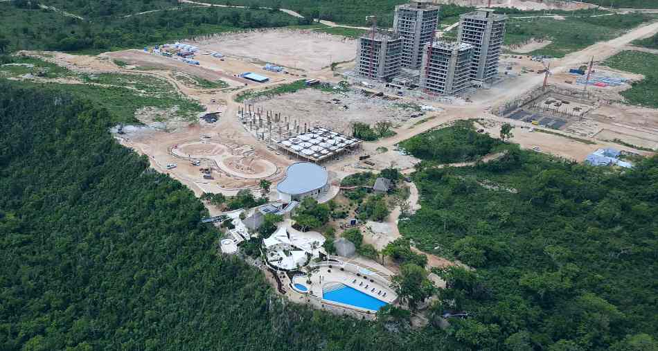 vista aérea de Larimar City Resort RD 2