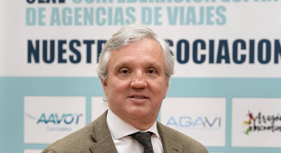Carlos Garrido, reelegido presidente de CEAV