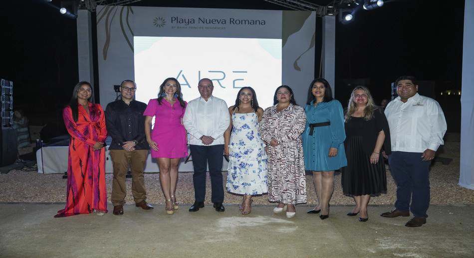 Inauguracion AIRE. Directores y ejecutivos de Playa Nueva Romana 1