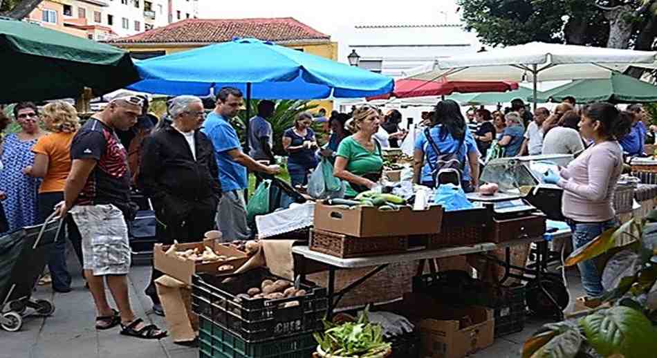 Mercado Dominical de Pueblo Nuevo