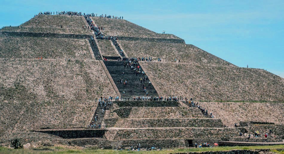 Pirámides Teotihuacan en México - Del Sol