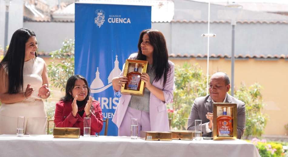 Presentación_en_Cuenca_Ecuador_de_un_producto.jpg