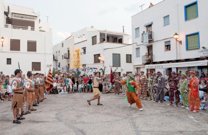Recreación moros contra cristianos fiesta medival en Peñiscola