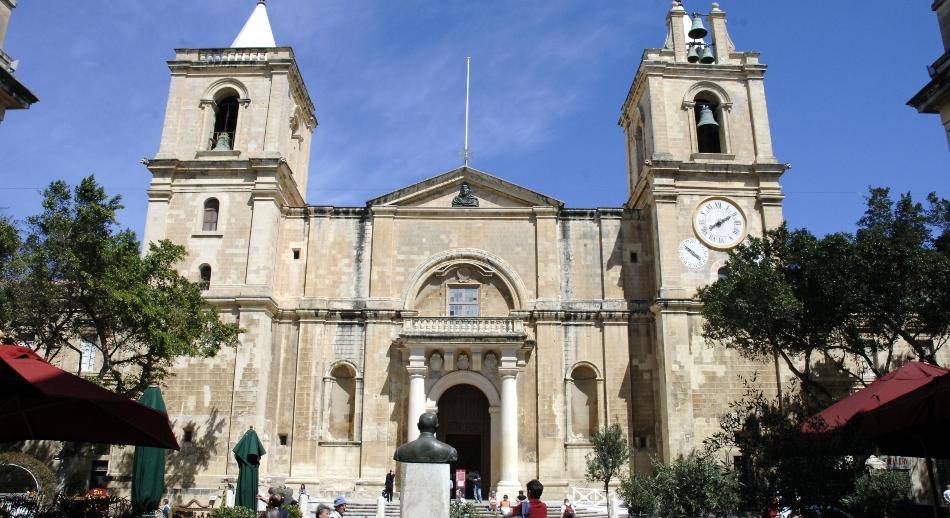 Concatedral de San Juan fachada austera