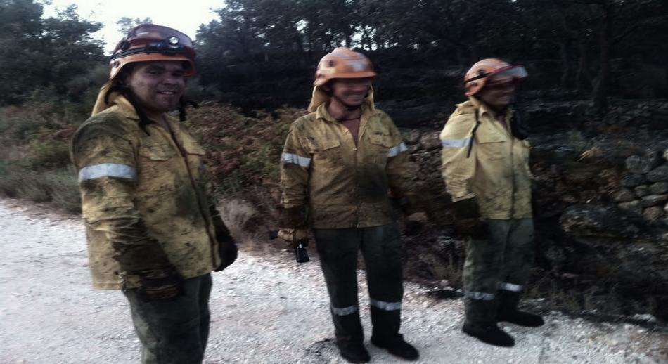 bomberos forestales en cuacos by Arturo Crosby 2