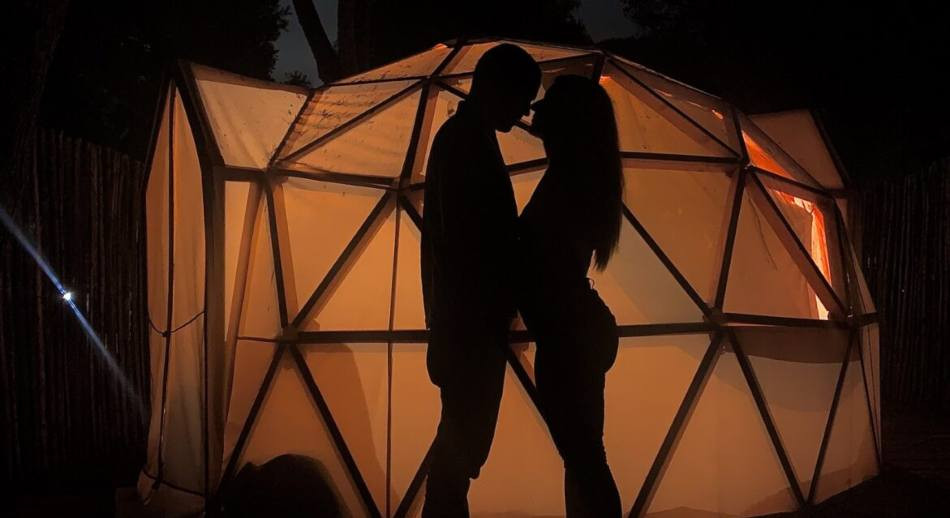  Reservas realizadas en campings por parejas para el mes de febrero