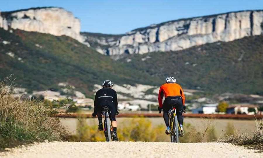 Navarra apuesta por el cicloturismo en sus campings