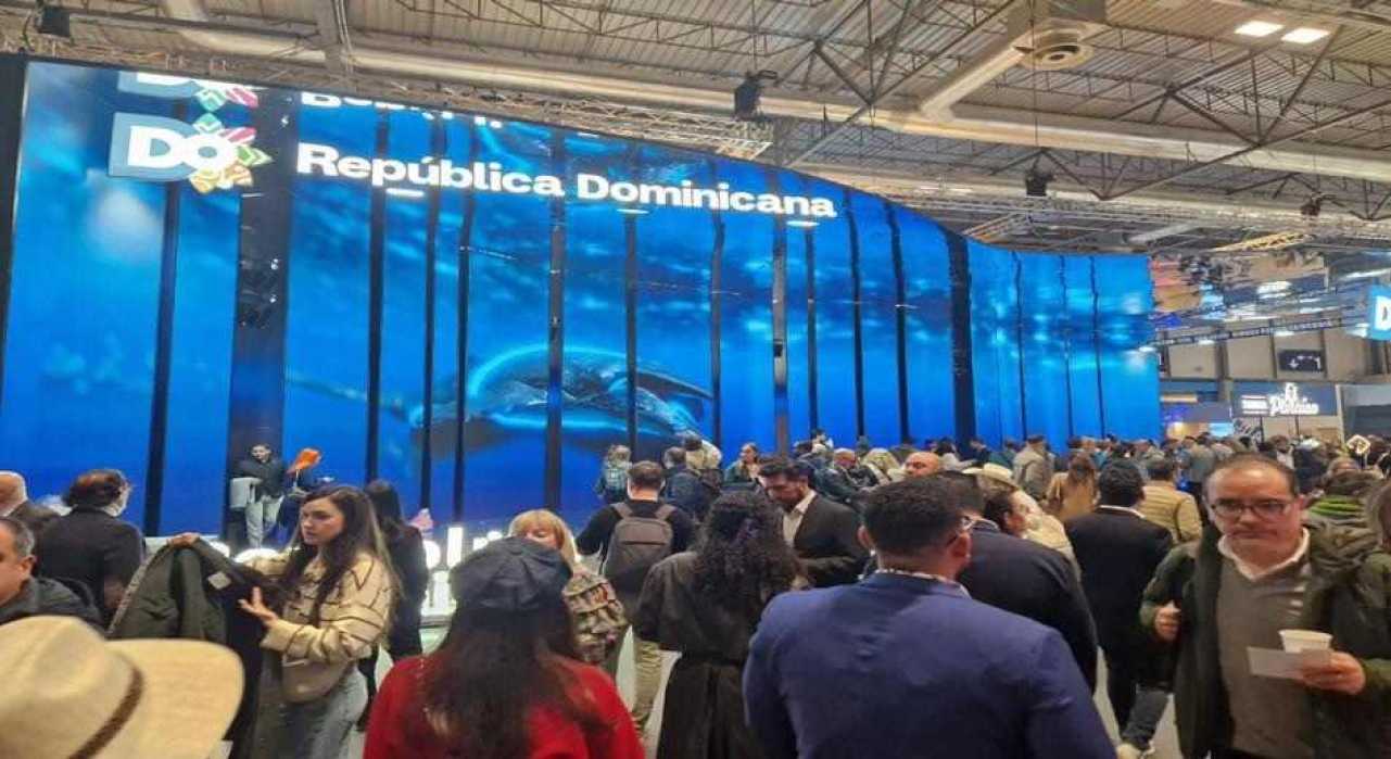 El turismo internacional cerró 2025 con un  superávit   del  4% de incremento