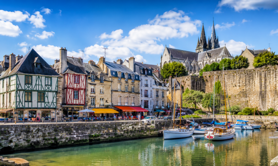 Vannes, entre murallas históricas y encanto bretón