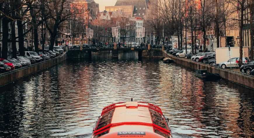 Inmersión en Holanda: Las mejores actividades para una estancia memorable