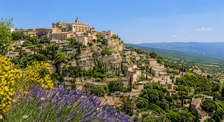 Gordes, el tesoro provenzal entre lavanda y colinas doradas