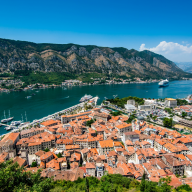 kotor, la ciudad fortificada que domina una de las bahías más espectaculares de Europa
