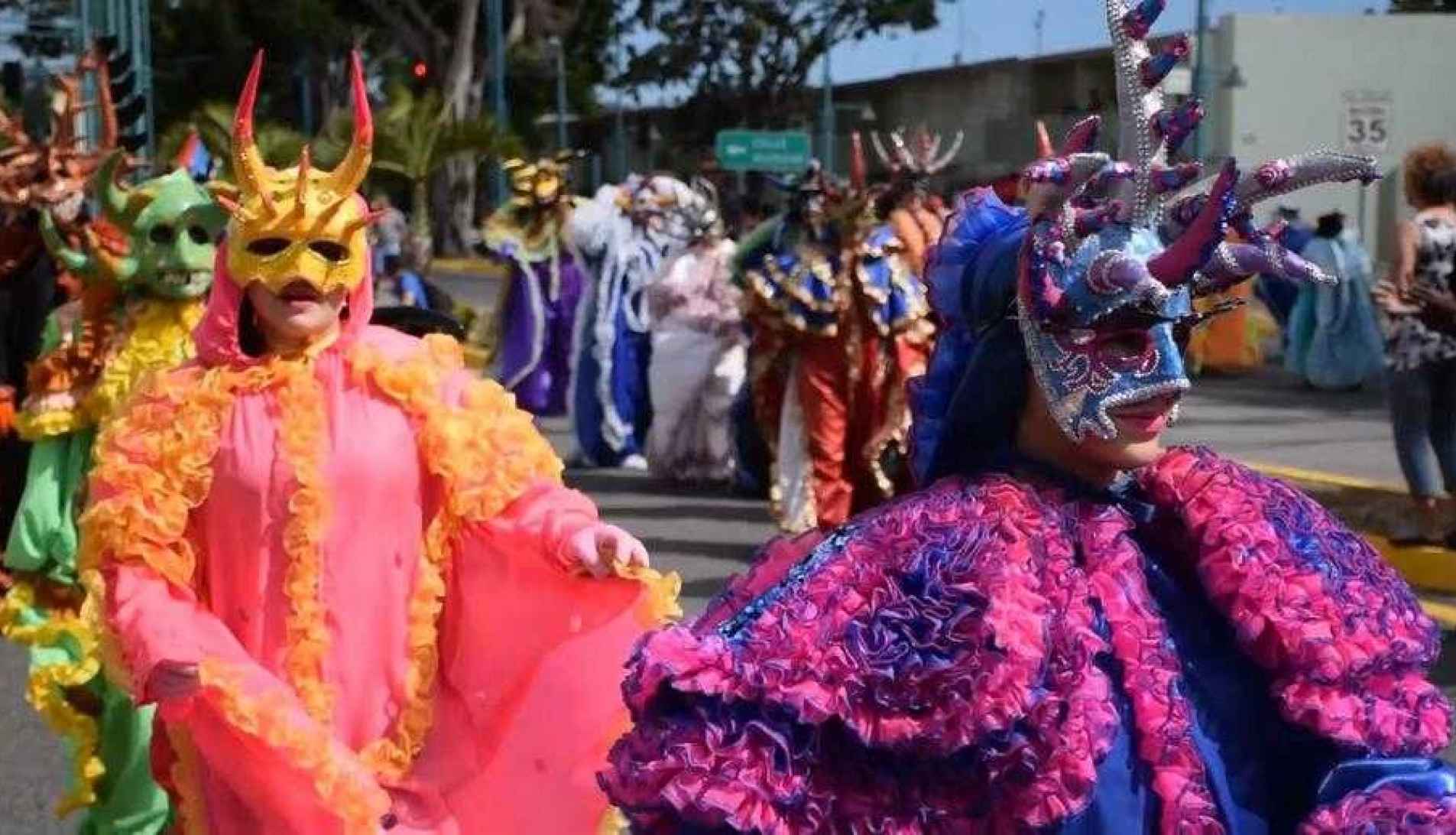 45 días a ritmo de “bomba”: celebrando la Navidad al estilo boricua en Puerto Rico