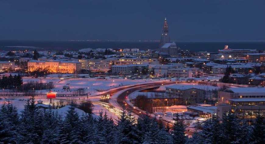 Descubre la magia navideña de Islandia