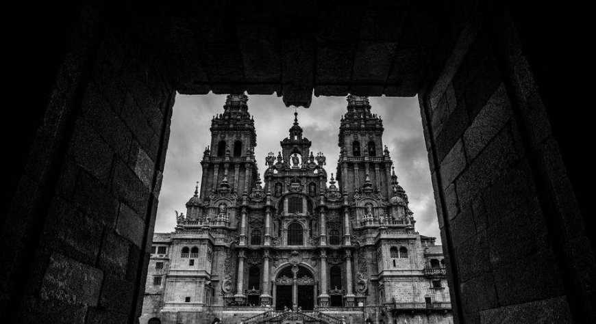 Santiago de Compostela: destino de peregrinos y templo de la gastronomía