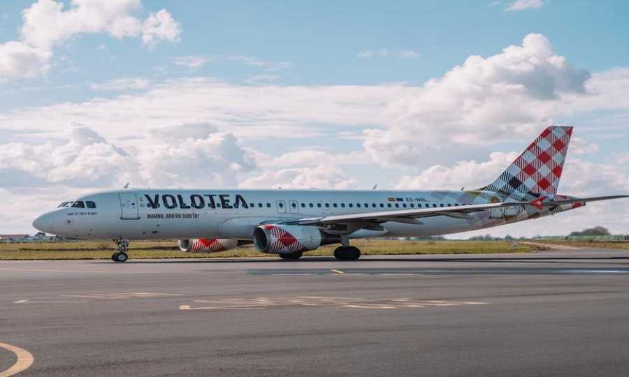 Volotea inicia la ruta que conecta Alicante con Burdeos, Francia