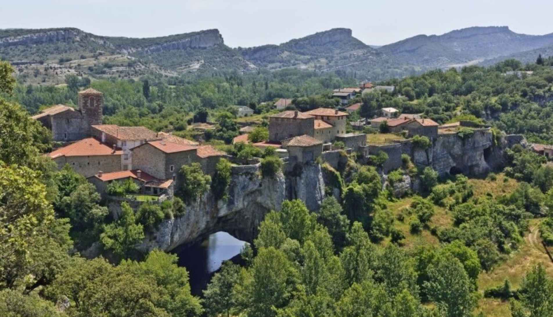 Puentedey: un tesoro escondido en el corazón de Burgos