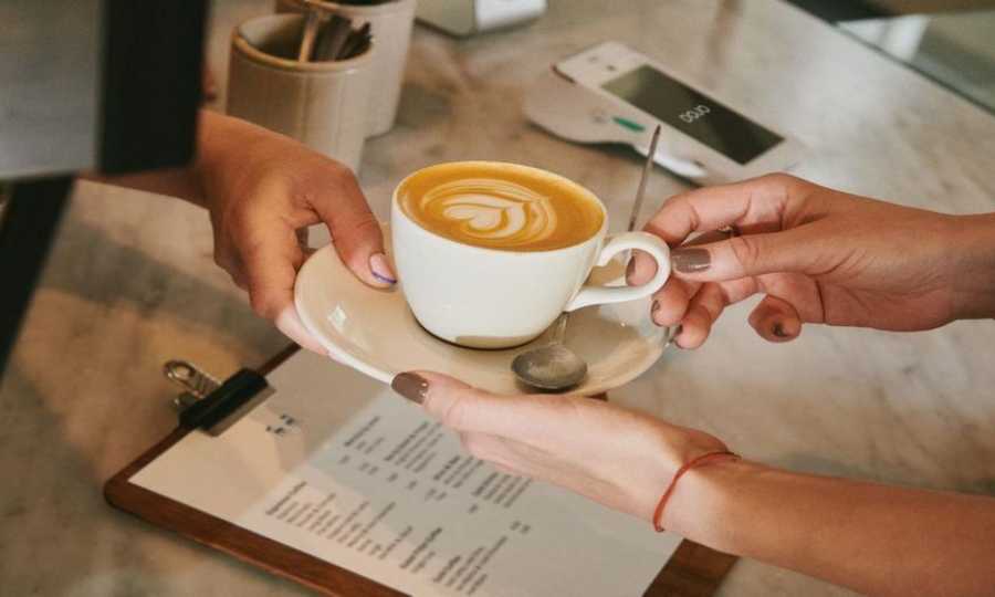 Verano sin esperas: 5 claves de cómo los pagos acelerarán el consumo Horeca