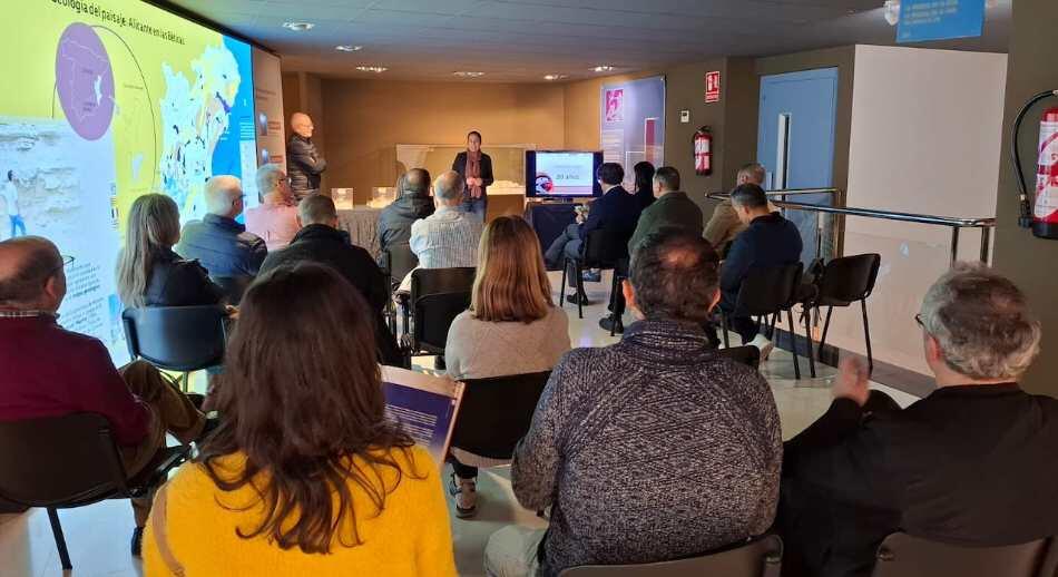 Presentación guía del museo MUPE