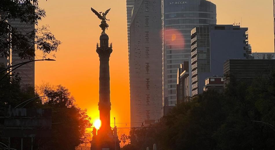 Ángel de la Independencia. Ciudad de México by Regina Torres Bedoya